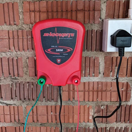 SRM-Mains-Energiser-Mounted-on-Wall